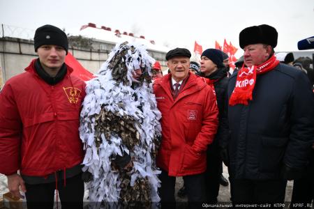 150-й гуманитарный, праздничный конвой от КПРФ ушел из Подмосковья
