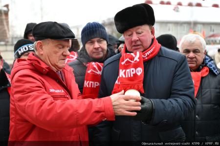 150-й гуманитарный, праздничный конвой от КПРФ ушел из Подмосковья