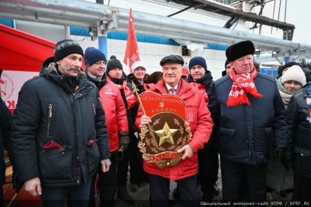 150-й гуманитарный, праздничный конвой от КПРФ ушел из Подмосковья