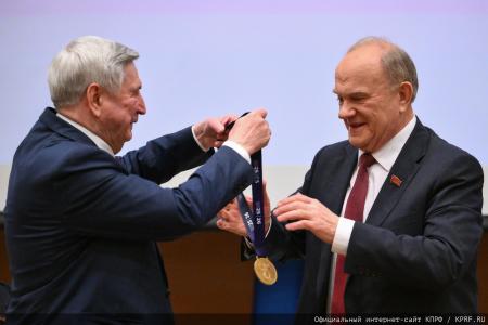 Г.А. Зюганов провел заседание фракции КПРФ в Госдуме 25 февраля