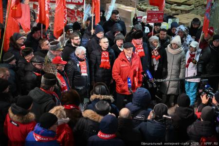 150-й гуманитарный, праздничный конвой от КПРФ ушел из Подмосковья