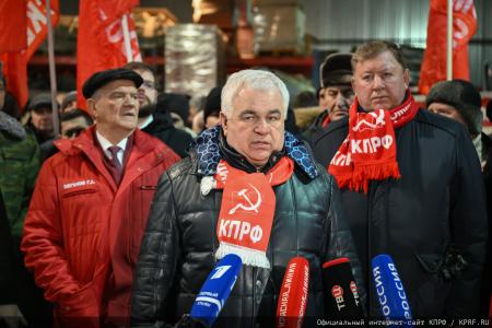 150-й гуманитарный, праздничный конвой от КПРФ ушел из Подмосковья