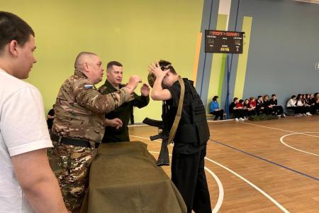 На Ямале отметили День Советской Армии и Военно-морского Флота