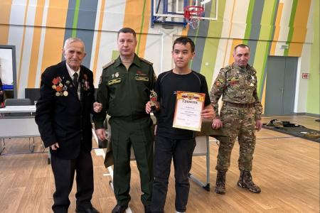 На Ямале отметили День Советской Армии и Военно-морского Флота