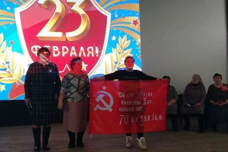 Забайкальский край. Нерчинские коммунисты поздравили горожан с Днём защитника Отечества