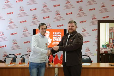 Мордовия. В Саранске прошло торжественное собрание в честь Дня Красной Армии