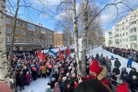 Республика Коми. Мороз и административный ресурс не сломили – жители п.г.т. Жешарт вышли на митинг за национализацию комбината