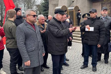 Коммунисты Города - Героя Севастополя отметили  День Советской Армии и Военно-Морского флота