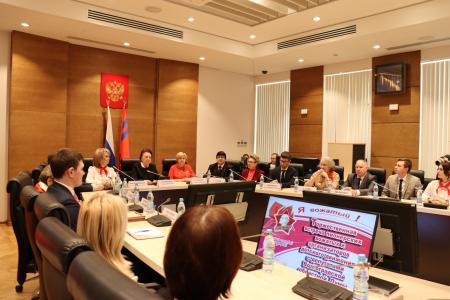 В Волгоградской областной Думе состоялся торжественный прием в честь Дня пионерского вожатого