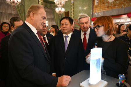 Геннадий Зюганов и Иван Мельников приняли участие в приёме, проведенном Посольством КНР в России