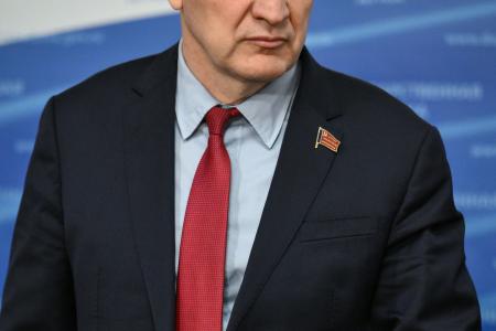 А.В. Куринный, С.П. Обухов и Н.В. Арефьев выступили перед журналистами в Госдуме