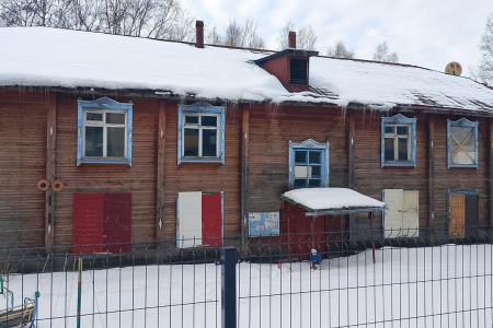 Мария Прусакова помогла жителям аварийного дома переселиться в элитный жилой комплекс