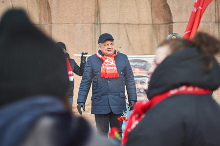 «Клянемся делом Сталина»: Красноярск вспоминал вождя в 73-ю годовщину его смерти