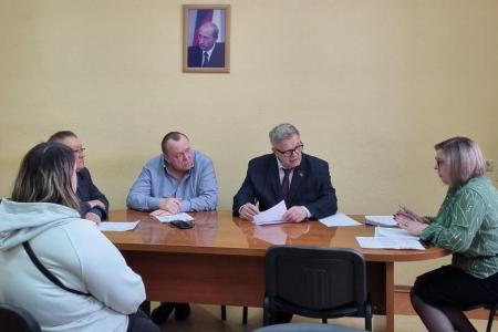 Руководитель фракции КПРФ в Мособлдуме Александр Наумов провел прием жителей Ленинского городского округа