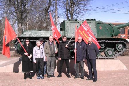 Подмосковные коммунисты: «Красные крылья Победы» объединяют всех нас!