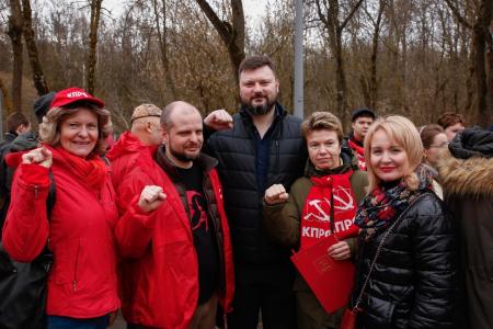 Денис Парфенов и Виктор Царихин провели масштабную встречу с инициативными группами столицы
