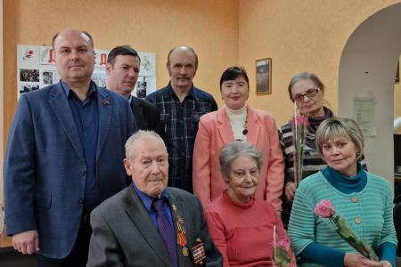 Рязанские коммунисты поздравили женщин-общественниц и своих боевых соратниц с Международным женским Днём