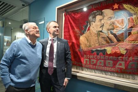 Юрий Афонин в эфире радио «КП»: Многие сегодняшние мировые процессы были предсказаны в работах Геннадия Андреевича Зюганова ещё двадцать лет назад