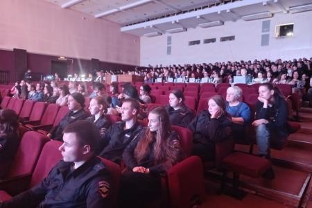 Рязань. Депутат Облдумы от КПРФ Денис Сидоров принял участие в судействе на «Битве Ансамблей»