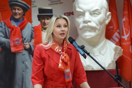 Свердловское отделение «Надежды России» встретило 8 Марта отчетом о добрых делах и планах на будущее