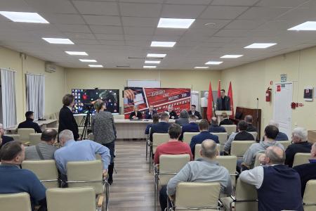 В Санкт-Петербурге приняли в КПРФ участника операций "Поток"