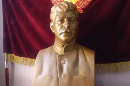 Коммунисты и комсомольцы Забайкалья почтили память Сталина