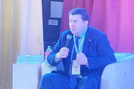 Олег Лебедев выступил на форуме пчеловодов в Мичуринском аграрном университете