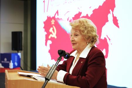 В Луганске отметили 35-ю годовщину референдума за сохранение СССР