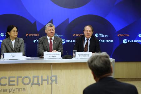 Дмитрий Новиков в ходе видеомоста с Пекином: «Китай готов к вызовам и разбивает все мифы о неэффективности социализма»
