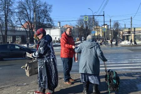 Еженедельная уличная работа ивановских коммунистов