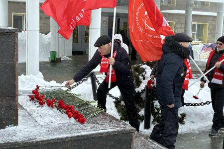В Марий Эл почтили память Иосифа Виссарионовича Сталина