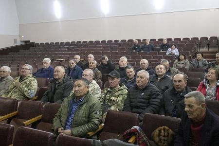 Депутаты фракции КПРФ в Народном Хурале Калмыкии отчитались о своей деятельности на встрече с избирателями