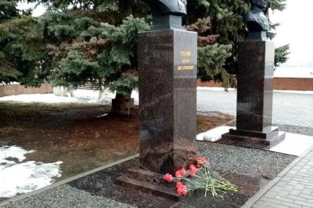 Жители Волгоградской области почтили память И.В. Сталина