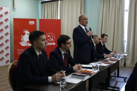 Геннадий Зюганов: Победа на выборах возможна только при консолидации народно-патриотических сил