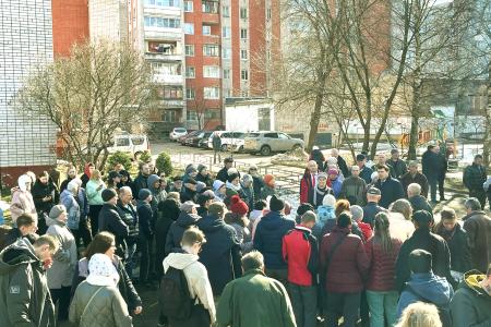 Олег Лебедев продолжает массовые встречи с жителями города Твери