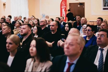 В Ижевске прошло пленарное заседание Ассоциации депутатов ПФО, избранных при поддержке КПРФ