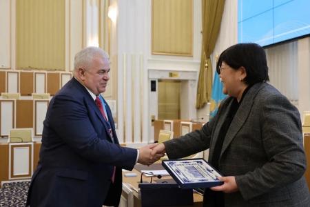 Казбек Тайсаев прибыл в республику Казахстан для мониторинга республиканского референдума в составе миссии МПА СНГ