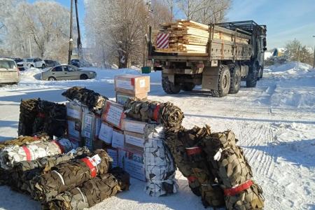 "Фронт и тыл едины". Волонтёрская группа из Тверской области, созданная КПРФ, отправила на фронт более 1300 маскировочных сетей