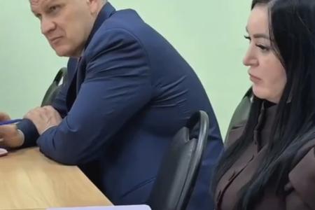 Депутат Госдумы А.В. Куринный поддержал протест граждан против закрытия двух сельских школ