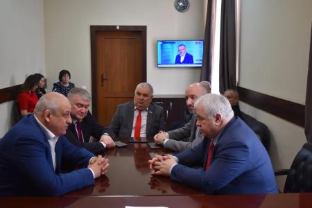 Делегация КПРФ во главе с К.К. Тайсаевым работает на Кавказе