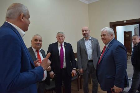 Делегация КПРФ во главе с К.К. Тайсаевым работает на Кавказе