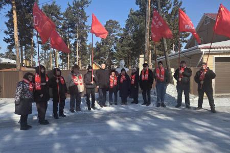 Эпоха Сталина: коммунисты Бурятии почтили память выдающегося государственного деятеля