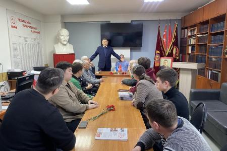 Эпоха Сталина: коммунисты Бурятии почтили память выдающегося государственного деятеля