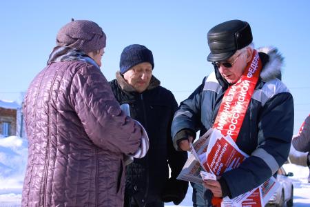 Удмуртия. Депутаты и коммунисты провели встречу с жителями Красногорского района