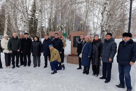 «Боевое братство, скрепленное кровью»: Новосибирск посетила делегация КНДР