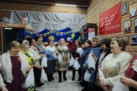 Забайкальские коммунисты отпраздновали 8 Марта