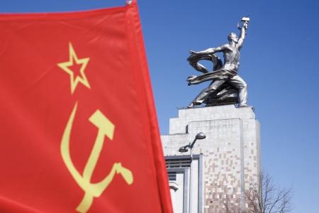 «Крепить союз лево-патриотических сил»: о работе Левого Фронта под руководством Анастасии Удальцовой
