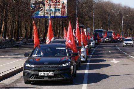«Крепить союз лево-патриотических сил»: о работе Левого Фронта под руководством Анастасии Удальцовой