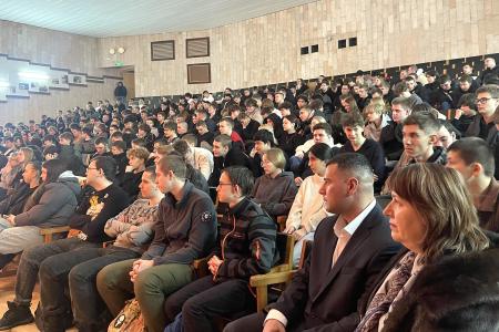 Тверская область. Олег Лебедев провел встречу студентов с Героями