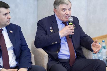 «Любить Родину! Учиться у поколения-победителей!». Г.А. Зюганов выступил по видеосвязи перед новгородскими студентами и преподавателями